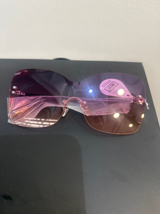 Pink clear shades